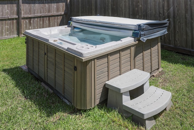 1409 Cherokee St, Deer Park, TX 77536 - exterior view of a hot tub and fence