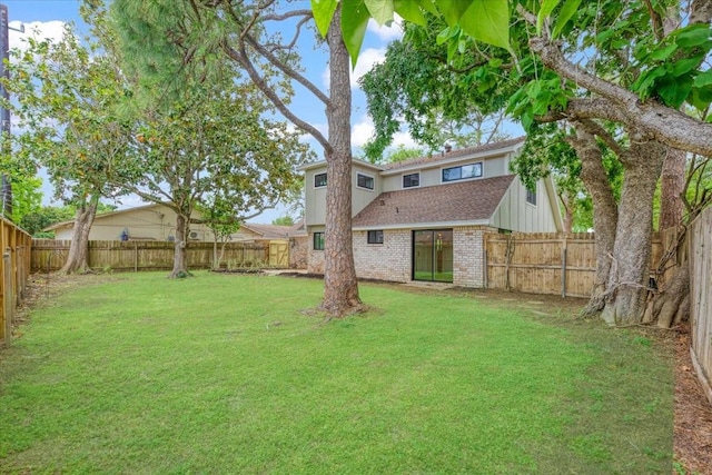2506 Swan Ct, Houston, TX 77058 - view of yard