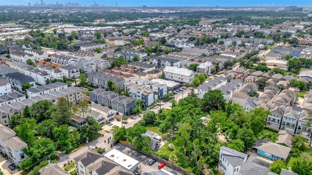 1227 W 25th St, Houston, TX 77008 - drone / aerial view