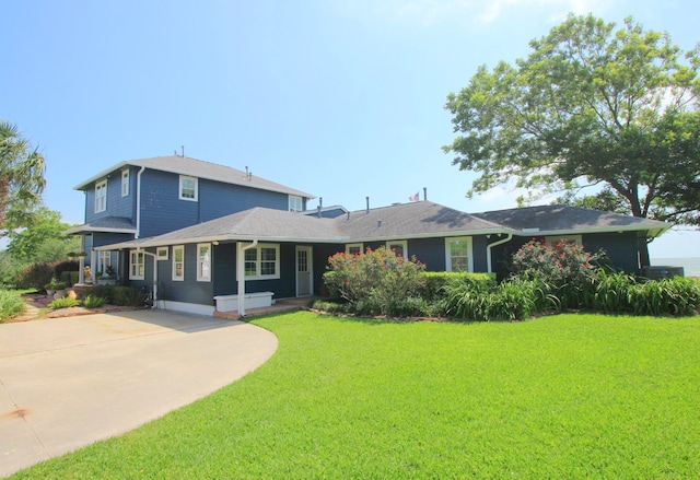 3814 Todville Rd, Seabrook, TX 77586 - view of front of property with a front lawn