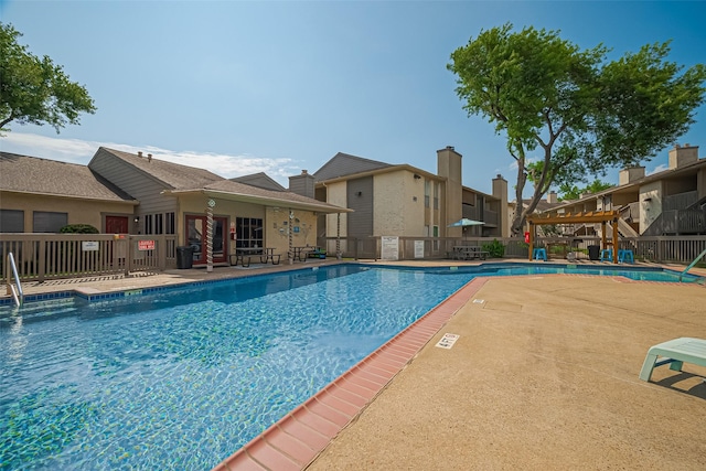 1900 Bay Area Blvd Unit 184, Houston, TX 77058 - community pool featuring fence and a patio