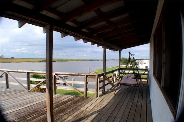 dock featuring a water view