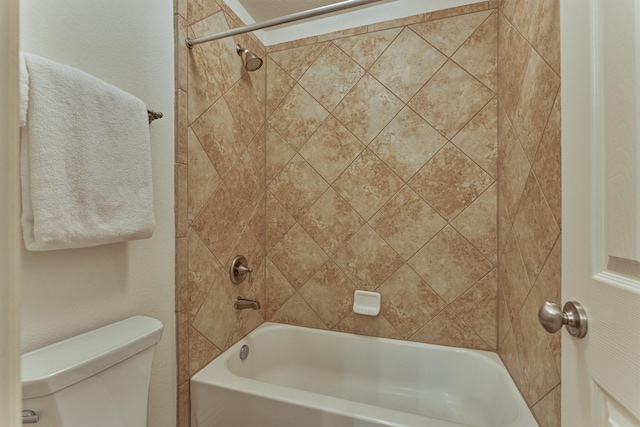 71 Ginger Jar St, The Woodlands, TX 77382 - bathroom with toilet and tub / shower combination