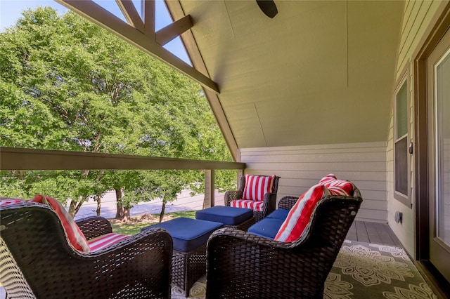 16 Wildwood Lake Dr, Huntsville, TX 77340 - view of balcony