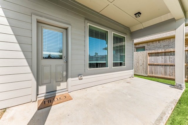 2715 Chestnut Oak Cir, Brookshire, TX 77494 - entrance to property with fence and a patio