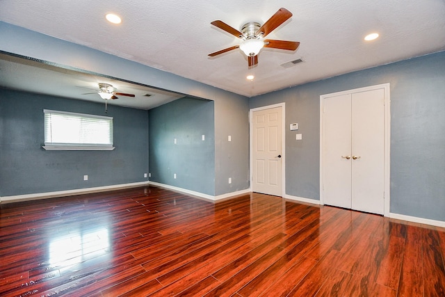 4719 Theall Rd, Houston, TX 77066 - empty room with a ceiling fan, wood finished floors, baseboards, and recessed lighting