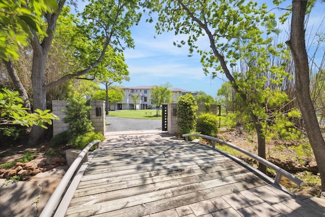 633 Quintana Roo Pl, Seabrook, TX 77586 - photo 2