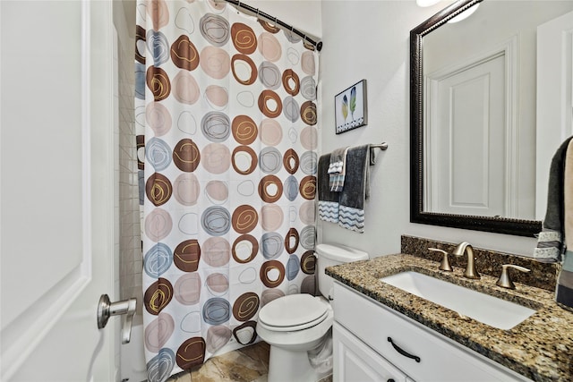 5518 Fleming Rock Ln, Fulshear, TX 77441 - full bath featuring toilet, vanity, and a shower with shower curtain