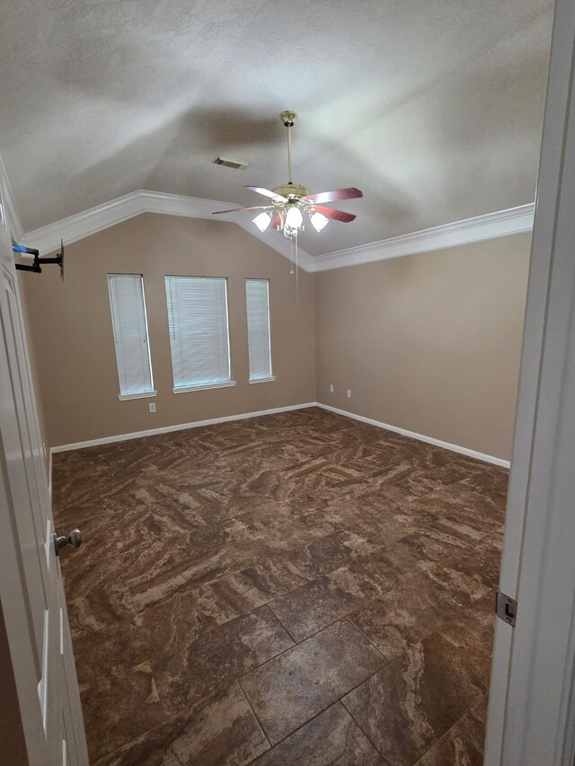 9325 Sioux Dr, La Porte, TX 77571 - photo 13