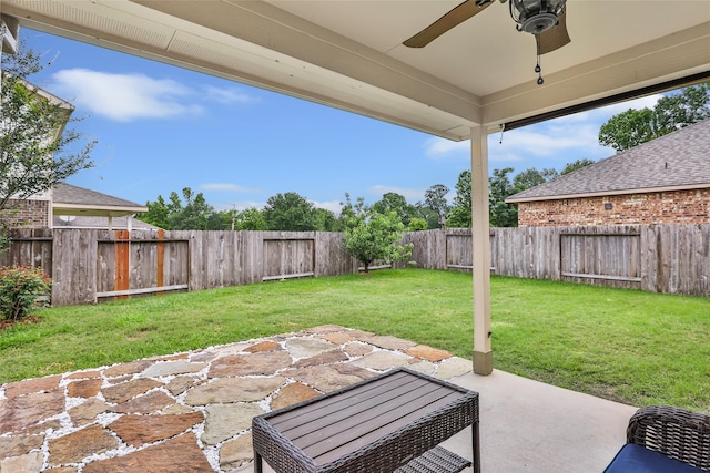 view of patio with a ceiling fan