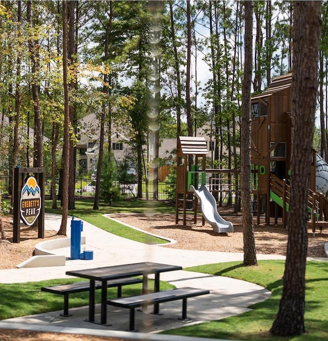 226 Aster View Ct, Montgomery, TX 77316 - view of community jungle gym