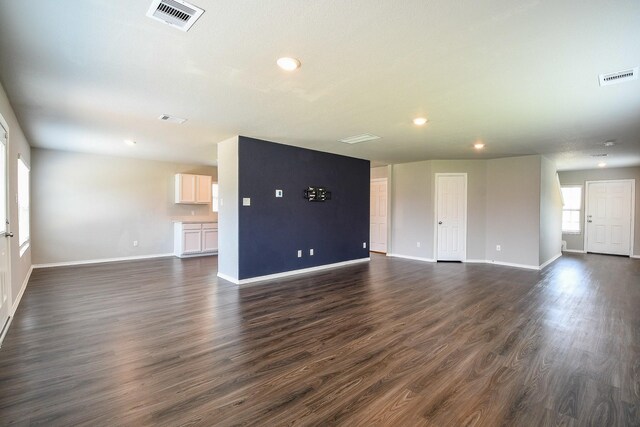 11072 N Lake Mist Ln, Willis, TX 77318 - photo 9