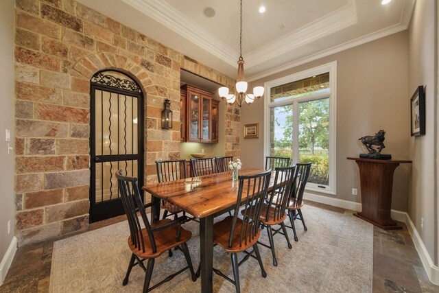7527 Foster Island Dr, Richmond, TX 77406 - dining area with crown molding, baseboards, a chandelier, recessed lighting, and a tray ceiling