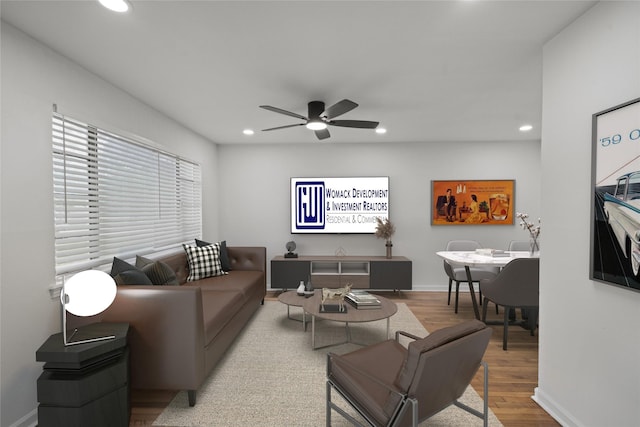 5023 Hull St, Houston, TX 77021 - living area with recessed lighting, wood finished floors, a ceiling fan, and baseboards