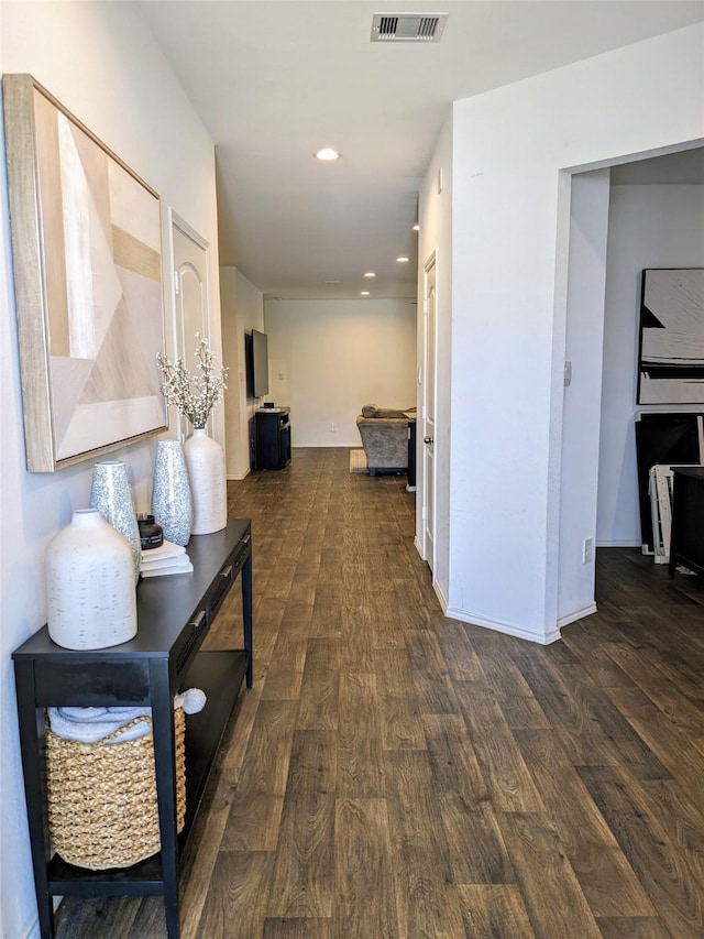 18475 Tenaha Mill Dr, New Caney, TX 77357 - corridor featuring dark wood-style floors and recessed lighting