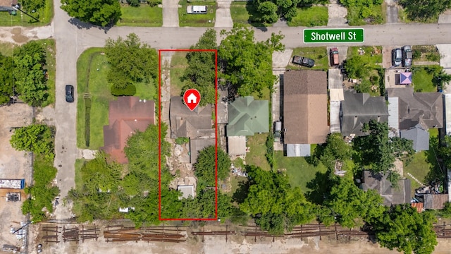 206 Shotwell St, Houston, TX 77020 - aerial view of residential area with property parcel outlined