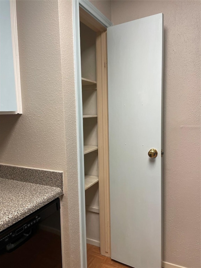 7950 N Stadium Dr Unit 210, Houston, TX 77030 - view of closet