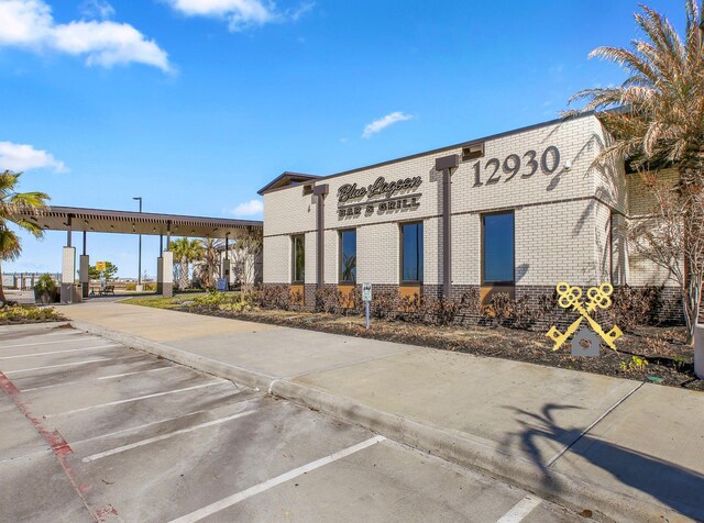 12510 Grayton Dr, Texas City, TX 77568 - view of property with uncovered parking