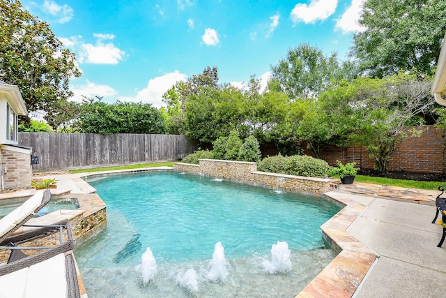 19810 Tidy Tips Ln, Spring, TX 77379 - view of swimming pool featuring an in-ground hot tub, a fenced backyard, and a patio area