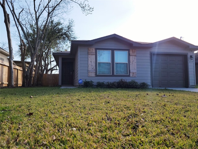 419 8th Ave N, Texas City, TX 77590 - single story home featuring a garage