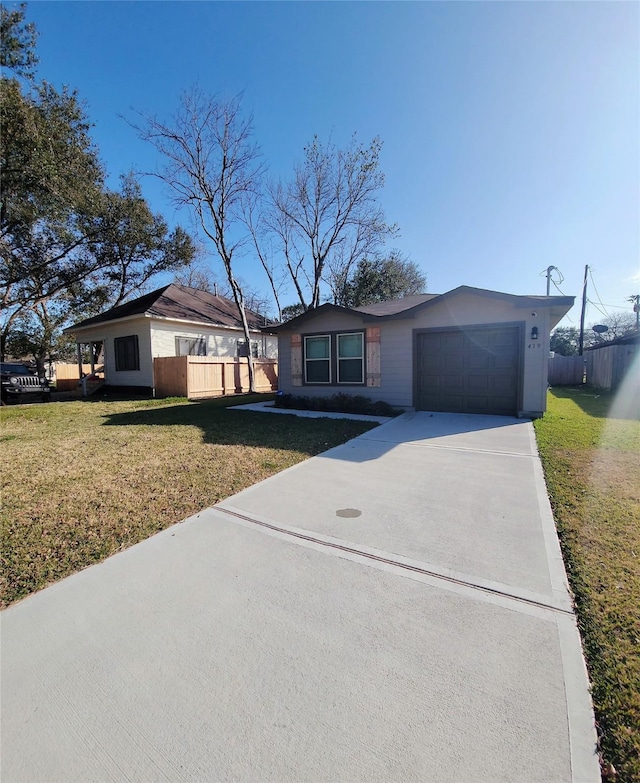 419 8th Ave N, Texas City, TX 77590 - single story home featuring an attached garage and concrete driveway