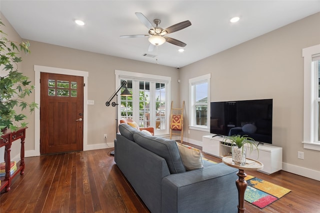 2714 Gano St, Houston, TX 77009 - living area with dark wood-type flooring, ceiling fan, baseboards, and recessed lighting