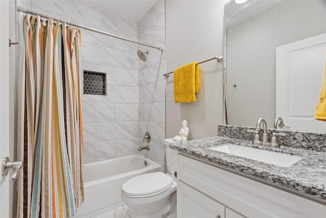 2714 Gano St, Houston, TX 77009 - full bath with shower / tub combo with curtain, toilet, and vanity