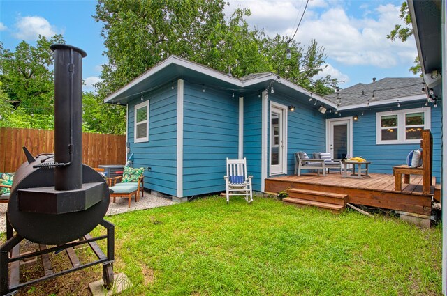 2714 Gano St, Houston, TX 77009 - back of house featuring a deck