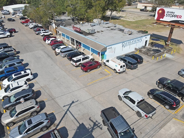 1403 N Navarro St, Victoria, TX 77901