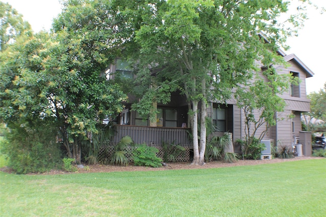 2619 Sailboat Dr, Houston, TX 77058 - view of front of home with a front yard and a porch