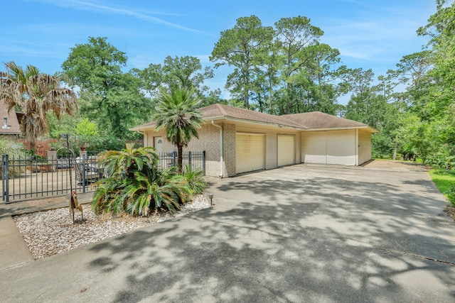 6206 Bayou Blvd, Baytown, TX 77521 - view of side of property featuring brick siding
