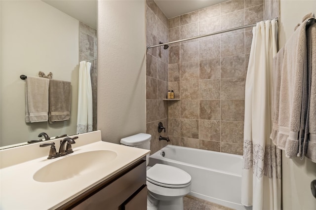 9811 Mount Shasta, Missouri City, TX 77459 - bathroom featuring shower / tub combo with curtain and vanity
