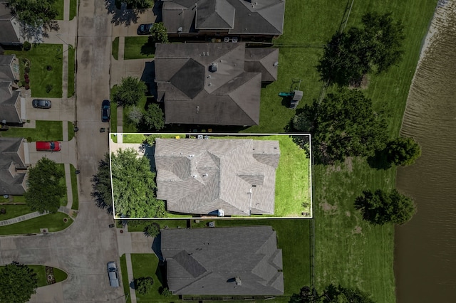 2107 Pearl Bay Ct, Pearland, TX 77584 - aerial overview of property's location with property boundaries highlighted