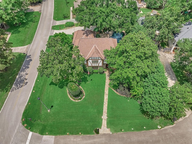 aerial view of property and surrounding area