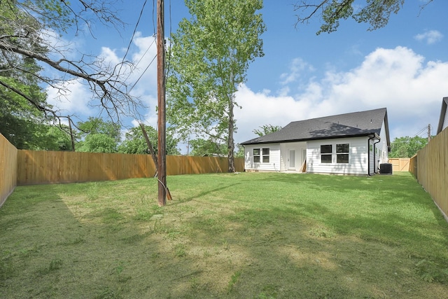 204 S 4th St, Conroe, TX 77301 - view of yard with central AC