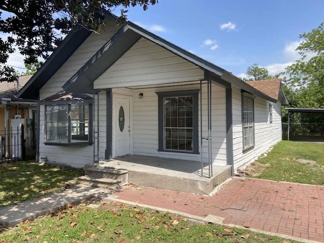 7015 Boyce St, Houston, TX 77020 - view of shotgun-style home