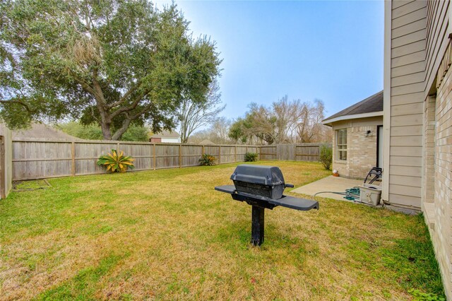 1635 Pebble Banks, Pasadena, TX 77586 - view of yard
