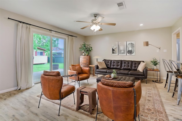 5810 Verdome Ln, Houston, TX 77092 - living area featuring ceiling fan, light wood-type flooring, baseboards, and recessed lighting