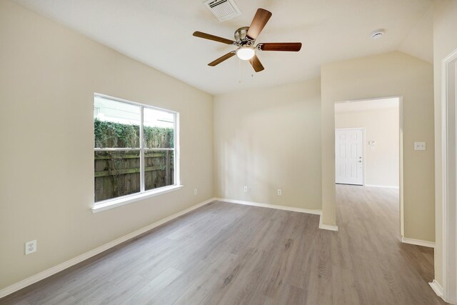 2802 Austin St, Houston, TX 77004 - empty room with wood finished floors, a ceiling fan, a smoke detector, and baseboards
