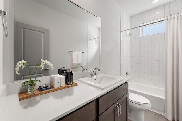 46 Dipping Ln, Houston, TX 77076 - full bath with toilet, vanity, and bathtub / shower combination