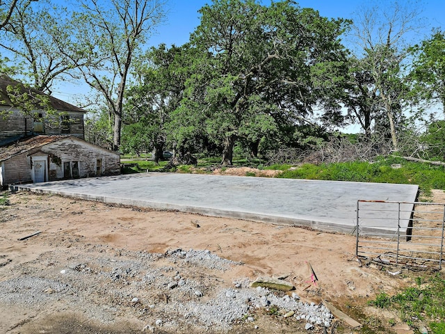 406 Main St, Stowell, TX 77661