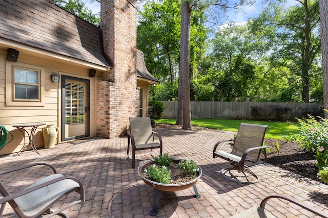 5407 Westminister Ct, Houston, TX 77069 - view of patio with fence