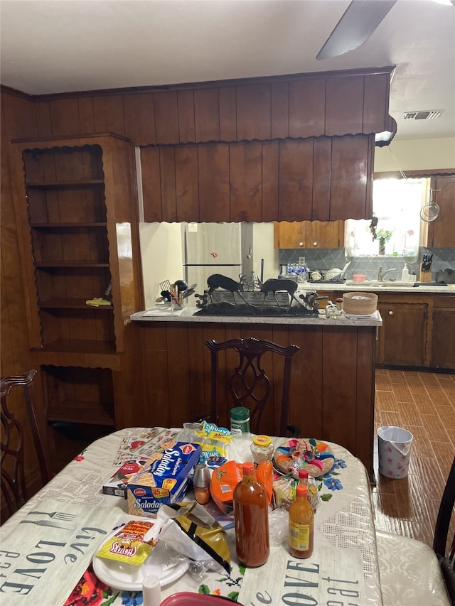 kitchen featuring backsplash