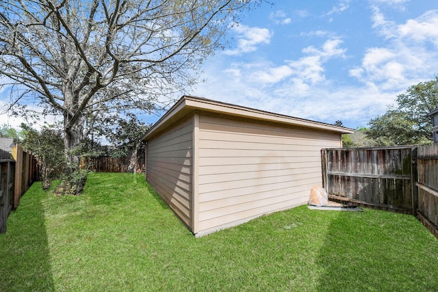 1119 Summer Brk, Sugar Land, TX 77479 - view of outdoor structure featuring an outbuilding