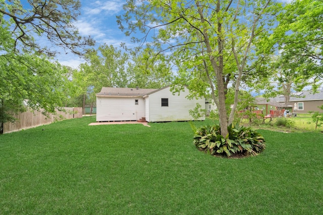 602 Bluebonnet Dr, La Marque, TX 77568 - view of yard