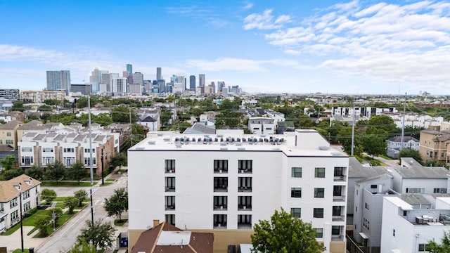 drone / aerial view of a view of skyline