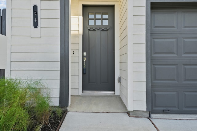 64 Dipping Ln, Houston, TX 77076 - view of exterior entry with elevator