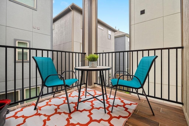 4008 Centre Glen Dr, Houston, TX 77043 - view of balcony