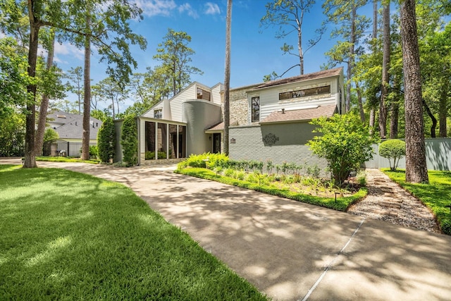 view of front of property with brick siding