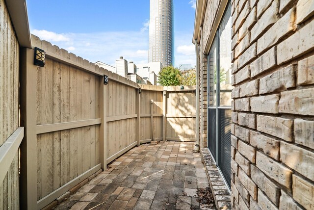 1829 Augusta Dr Unit 33, Houston, TX 77057 - view of patio